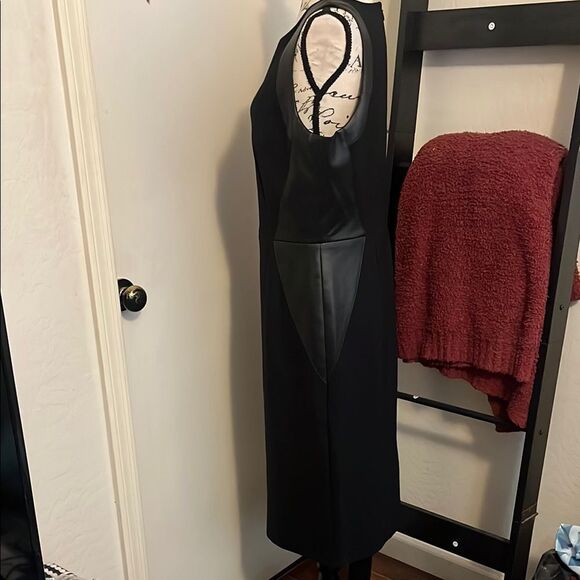 White House Black Market Boatneck Sheath Sleeveless Faux Leather Panels Dress - Picture 6 of 16